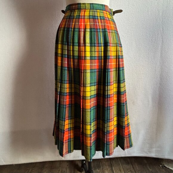 Scottish Tartan Plaid Pleated Wool Skirt - Picture 4 of 10